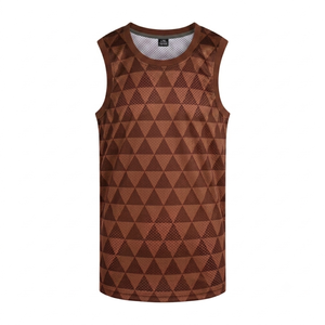 Camiseta de baloncesto personalizada para hombre, color marrón, sin mangas, cuello redondo, malla frontal con logo, antibacteriana, transpirable, ropa deportiva atlética. - Product Image 1