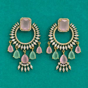 Último Diseño de Moda: Pendientes con Circonitas Engastadas en Garra, Latón con Baño de Rodio, Clásicos para Aniversario de Mujer 444101 - Product Image 4