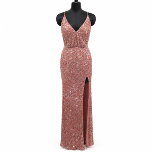 Robe de soirée rose pailletée, col en V profond, bretelles spaghetti, fente haute sur le côté, taille ajustée |   Robe fourreau longue pour soirée chic - Product Image 1