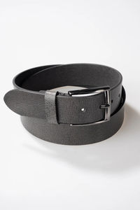 Cinturón de Cuero Genuino para Hombre de Alta Calidad OEM con Hebilla de Aleación, Venta al por Mayor, Diseño Elegante 2026, Casual para Jeans, Logotipo Personalizado, Duradero - Product Image 4