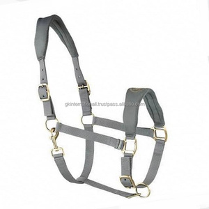 Halter de cheval en nylon entièrement réglable et rembourré doux dans de nombreuses couleurs et tailles personnalisées avec des accessoires en acier inoxydable plaqué laiton - Product Image 3