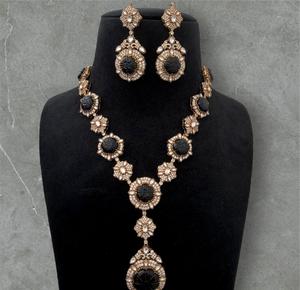 Parure Collier et Boucles d'Oreilles Moissanite Plaqué Or Laiton Classique de Qualité Supérieure, Design Glamour, Idéale pour Fiançailles, Mariage, Cadeau ou Tenue de Soirée - Product Image 5