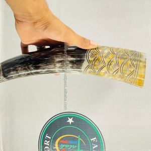 Corne à boire Viking en buffle naturel, tasse à bière polie, personnalisable avec logo, taille américaine, portable, haute qualité, compatible micro-ondes - Product Image 1