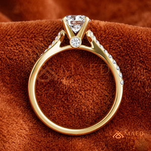Anillo de Compromiso de Moissanita con Corte Redondo, Chapado en Oro, Diseño Cruzado Infinito con Banda Pavé, Anillo de Boda, Joyería de Lujo - Product Image 3