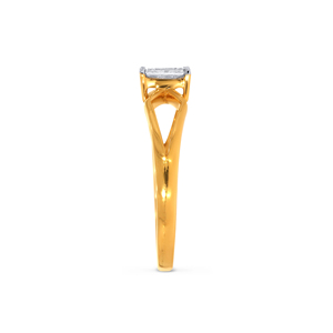 Bague de fiançailles de luxe en or jaune 18 carats avec diamant solitaire taille princesse pour femme, bague de mariage moderne à bande géométrique ouverte - Product Image 4