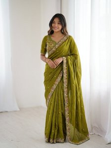 Sari de organza para mujer con bordado floral pesado y blusa, ideal para bodas indias y fiestas. Venta al por mayor. - Product Image 2