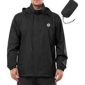 Chaqueta de lluvia para hombre de nuevo diseño, manga larga, de nailon/poliéster, en venta. - Product Image 1