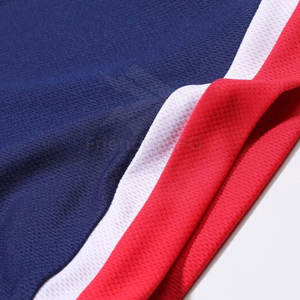 Uniforme de Fútbol Personalizado Nuevo en Venta en Línea, Transpirable, de Poliéster Ecológico, Ligero, de Alta Calidad, con el Mejor Método de Impresión - Product Image 4