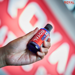 Revestimiento Cerámico Nano Metálico Royal SGPR-20-1 (50ml) para Carrocería, Efecto Espejo, Brillo, Protección UV, Resistente al Calor y al Agua - Product Image 3