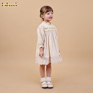 Vestido de otoño sin mangas con corte en A y diseño smock de prado suave DR4511 para niñas, 100% algodón, venta al por mayor de ropa infantil ODM - Product Image 2
