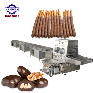 Enrobeuse automatique de réservoir d'alimentation de trempe au chocolat simple face ou des deux côtés enrobant les fruits et les biscuits ligne d'enrobage de chocolat - Product Image 1