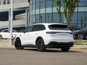 AI-TO M6 2026 SUV Électrique Ultra 4x4 à Autonomie Étendue Blanc avec Jantes Noires et Étriers de Frein Rouges - Product Image 4