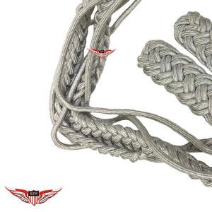 Aiguillette en argent avec épaulettes, Aiguillettes de la Royal Navy torsadées avec pointe en argent métallique - Product Image 2