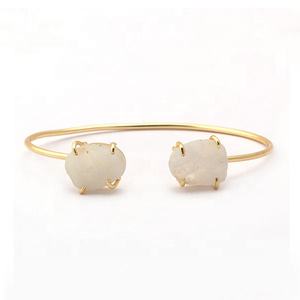 มูนสโตนรุ้งพลอยชุบทองชุดเครื่องประดับแฟชั่นทำมือแบบมินิมอล - Product Image 1