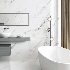 Azulejos de porcelana con efecto mármol blanco minimalista de 600x1200 mm con superficie brillante para pared interior de baño - Product Image 1