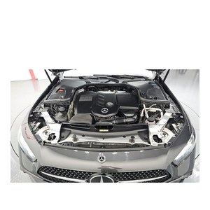 Mercedes-Benz CLS300d 4MATIC CLS-Class 2023 avec 86 639 km, conduite à gauche, diesel, boîte automatique, caméra de recul - Product Image 6