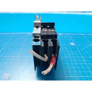 Disjoncteur bipolaire CUTLER-HAMMER QCR2020HTS d'occasion – Pièces d'équipement semi-conducteur Legacy - Product Image 3