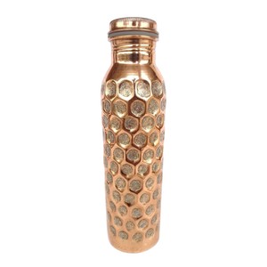 Bouteille d'eau artisanale en cuivre pur imprimée noir et blanc avec un ensemble de 2 tasses – Vaisselle santé - Product Image 6