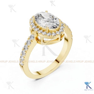 Anillo de compromiso ovalado con halo de diamantes CVD cultivados en laboratorio, personalizado al por mayor, con banda pavé en oro macizo. - Product Image 5
