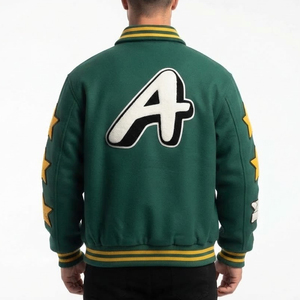 Veste de baseball en laine pour homme, personnalisée, de haute qualité, la plus vendue, verte, avec patchs brodés lettres et étoiles, collection automne - Product Image 2