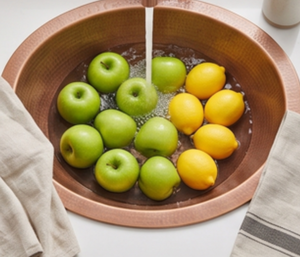 Évier en cuivre de luxe au design moderne et tendance, finition artisanale durable, idéal pour les cuisines et salles de bain élégantes - Product Image 3