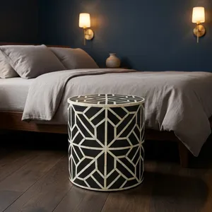 Mesa Auxiliar de Madera Hecha a Mano con Incrustaciones de Hueso, Patrón Geométrico, Mueble Decorativo para Sala de Estar o Dormitorio - Product Image 2