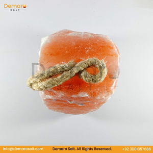 Sel rose de l'Himalaya naturel de haute qualité, forme naturelle, export premium, avec corde de suspension pour la digestion des bovins et des chiens Demaro - Product Image 3