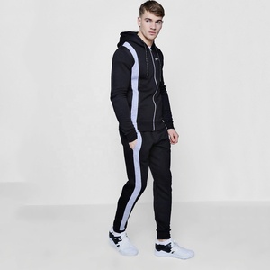 Conjunto de chándal de entrenamiento con tela elástica y opciones de logotipo personalizado del equipo disponibles de fábrica de ropa deportiva - Product Image 1