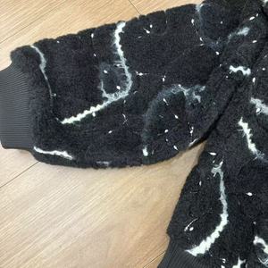 <b>Men's</b> Oversized Hooded Fleece Zip-Up Jacket Printed Abstract Pattern Casual Winter Wear - Product Image 3