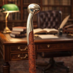 Bastones de Madera Natural Ecológicos con Mango de Latón Pulido, Estilo Rústico Moderno, Ideales para Regalo - Product Image 4