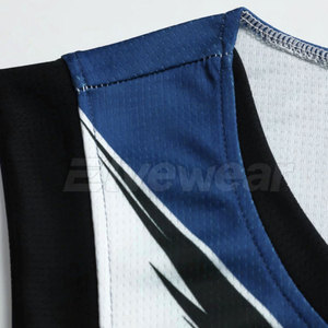 Uniforme de Baloncesto Personalizado para Hombre de Alta Calidad en Poliéster de Secado Rápido, Servicio OEM, Uniforme de Baloncesto para Adultos - Product Image 4