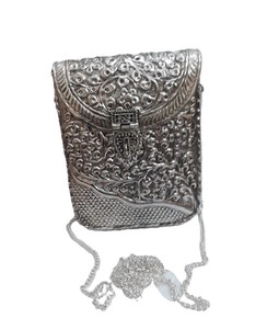 Handmade Metal Floral Flap mobile phone holderClutch With Chain Strap Elegant Evening Party <b>Bag</b> Rectangle Shape Decorative Chain - Product Image 1
