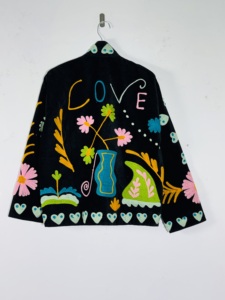 Veste Suzani en velours noir brodée • Manteau bohème floral multicolore • Fait main pour festival • Artistique - Product Image 5