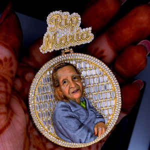 2024 nuevo 3D cara Iced Out foto personalizada y nombre personalizado fianza colgante S925 plata Esmeralda corte Moissanite diamante colgante - Product Image 4