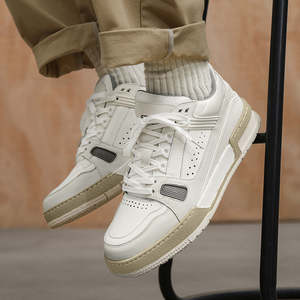 รองเท้าวิ่งดีไซน์หรูคุณภาพสูง รองเท้าวิ่งลำลองสไตล์วินเทจสำหรับผู้ชาย รองเท้ากีฬาเดินเล่น รองเท้าวิ่งมีไฟ LED - Product Image 6