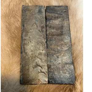 Grands écailles en corne de cerf pour la fabrication de couteaux, l'artisanat, etc. 5” x 2 1/4” Importé d'Inde, écorce de corne de bélier mérinos de haute qualité - Product Image 6