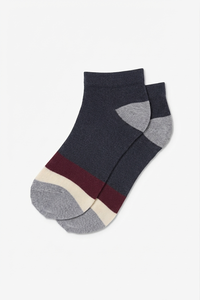 Lightweight Customized Logo High Quality Knitted Outdoor Sports <b>Socks</b> Comfortable Fit Winter Wear Quick Dry Solid Colors - Product Image 3