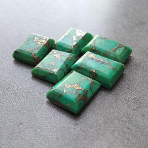พลอยเทอร์ควอยซ์สีเขียวคุณภาพระดับ AAA+ ทรงสี่เหลี่ยมผืนผ้าเจียระไนแบบเหลี่ยมเพชรพลอย ขนาดปรับเทียบแล้ว - Product Image 1