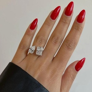 Bague Statement Femme Double Pierre 6,50 Carats en Or Massif 14K Certifié IGI, Taille Poire et Taille Radiant, Cultivée en Laboratoire, Toi et Moi - Product Image 4