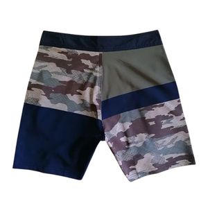 Shorts de Baño Unisex con Rayas de Camuflaje, Secado Rápido, Transpirables, Doble Capa, Diseño Personalizado, Multipanel, Anti-UV - Product Image 2