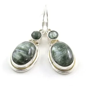 Boucles d'oreilles pendantes en argent sterling 925 avec séraphinite, pierre précieuse verte ovale sertie clos, bijoux faits à la main en pierre naturelle pour femmes, vente en gros - Product Image 1