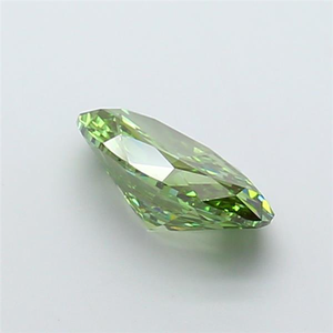 Pierre précieuse ovale verte de 1 carat de qualité supérieure, mettant en valeur une brillance symétrique élégante et une clarté de couleur exceptionnelle - Product Image 5
