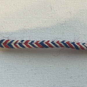 Fournisseur d'usine – Aglets métalliques portables en EVA, imprimés par gravure, personnalisables avec logo, colorés, pour cordes, Nouvel An – Vente en gros à prix abordable - Product Image 1