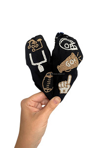 Diadema con cuentas verdes con texto hecho a mano perla bordada ancha acolchada diadema personalizada deportes espíritu moda accesorio para el cabello - Product Image 5