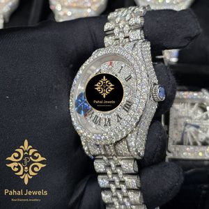 นาฬิกาเพชรสำหรับผู้หญิงสุดหรูจาก Pahal Jewels ตัวเรือนสแตนเลสทรงกลมขนาด 40 มม. ระบบควอตซ์แบบอนาล็อก สายแบบพับได้ - Product Image 3