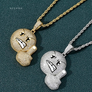 Pendentif Geste du Majeur Offensant pour Homme - Charme en Argent 925 et Moissanite, Pendentif Geste Offensant Glacé, Pendentif Audacieux Hip Hop - Product Image 2