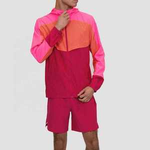 Ensemble de survêtement coupe-vent en nylon léger et respirant pour homme, fabriqué en usine, idéal pour l'hiver et le streetwear - Product Image 3