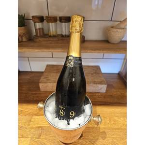 Seau à glace décoratif en cuivre à motif floral 5L pour servir les boissons, design luxueux et élégant, en métal - Product Image 6