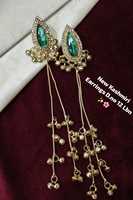 Boucles d'oreilles manchette ethniques Paisley pour femme, en laiton et alliage de zinc plaqué or, ornées de perles et de pierres Kundan, de haute qualité, style traditionnel et tendance, idéales comme cadeau