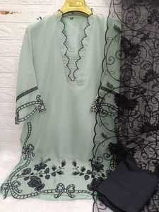 Magnifique ensemble Salwar Kameez en soie Georgette brodée, tenue traditionnelle indienne de luxe pour femme, idéal pour les mariages et les fêtes, livraison rapide - Product Image 5